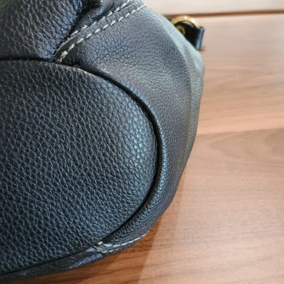 The Sak Black Leather Shoulder Bag - Picture 5 of 11